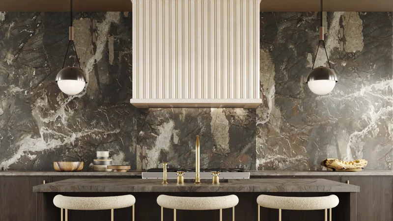 Kitchen with a white stone range hood, marble backsplash and three bar stools, rendered in 3D